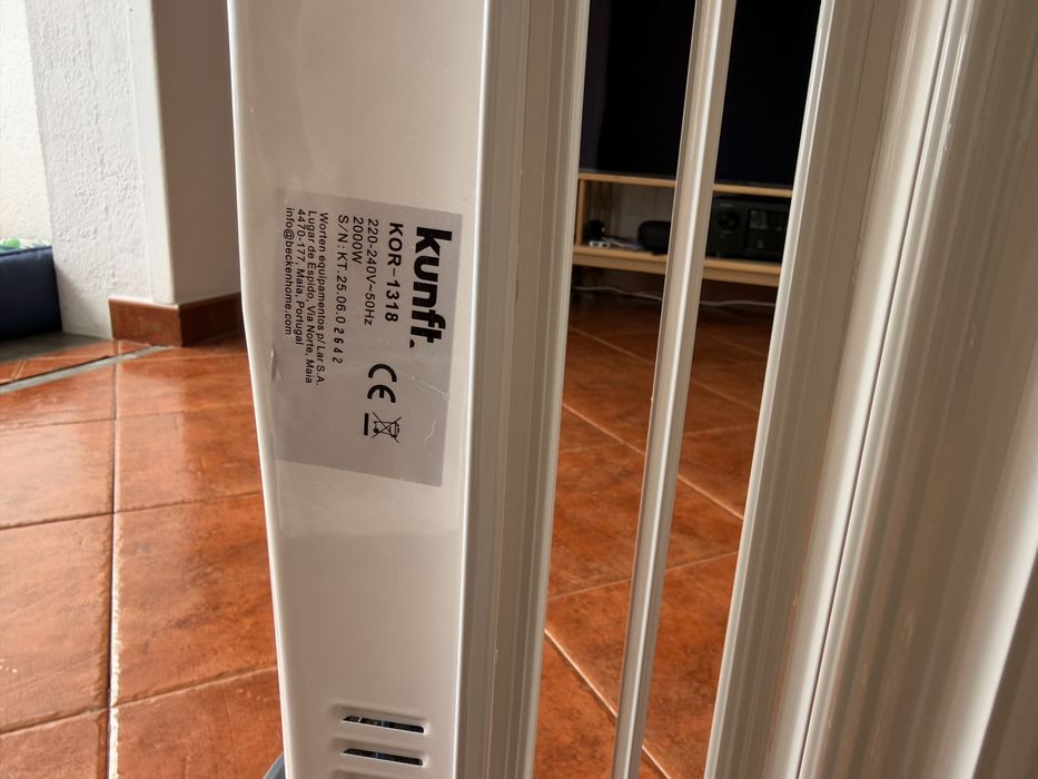 Aquecedor a óleo Kunft 2000W