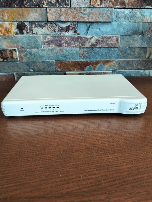 Switch 3Com 3C16793 5-portowy