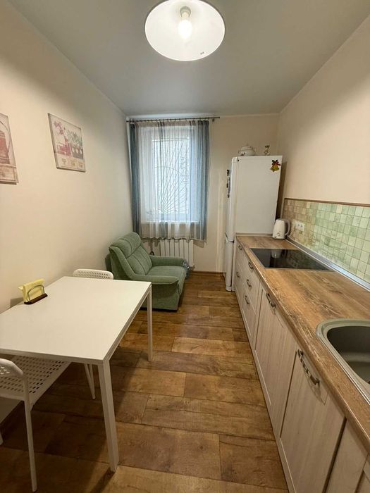 Простора 3 кім. кв з шикарним видом моря!