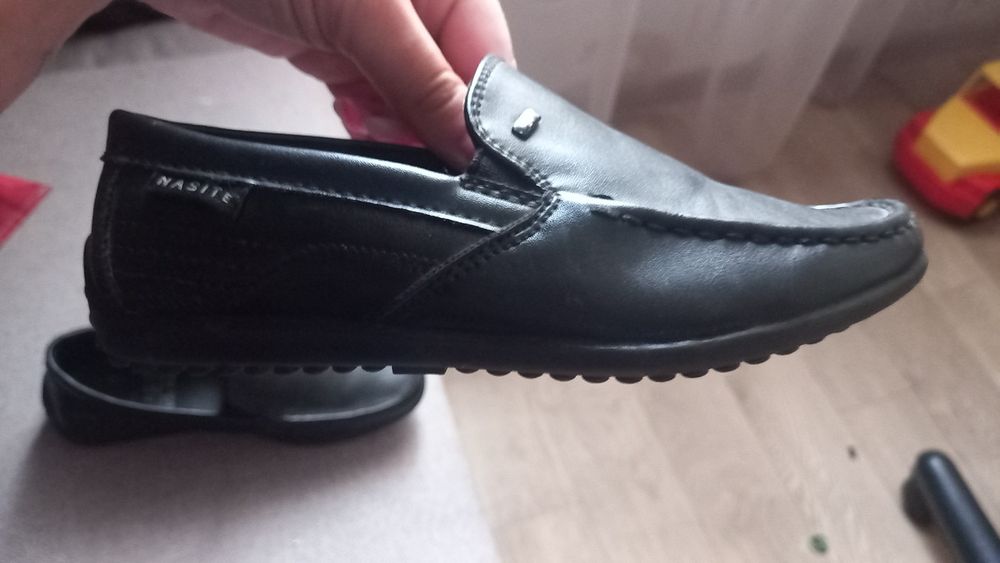 Продам макасины для мальчика