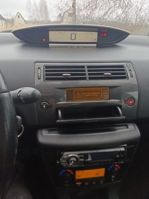 Свіжо пригнаний Citroen Picasso