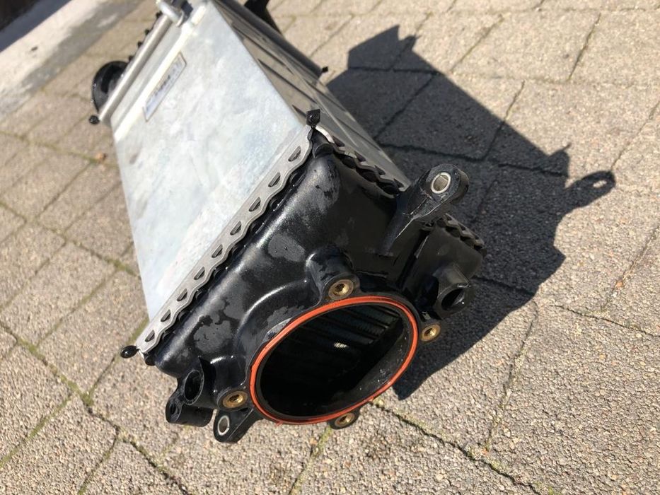 Intercooler do Mercedesa CLS63 E63 AMG