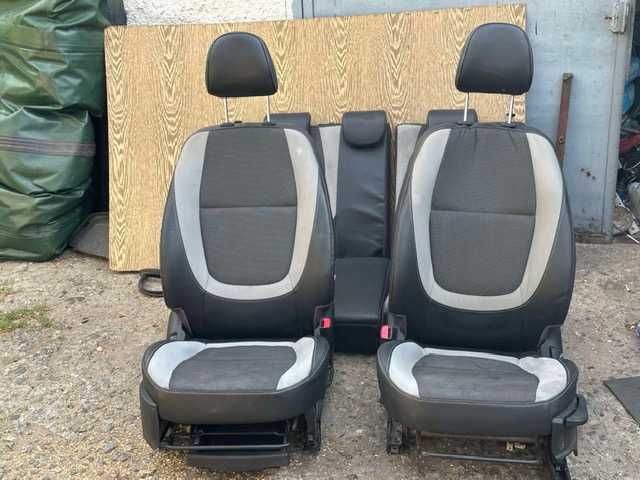 Комплект сидінь на Kia Picanto 2011-2017 року Разборка