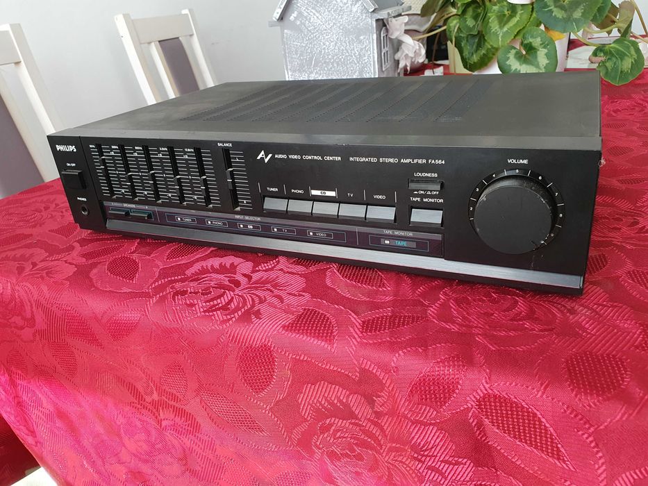 Wzmacniacz Philips FA 564