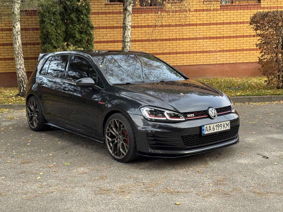 Продам Golf GTI 2016 року. Parfrmance Pack.