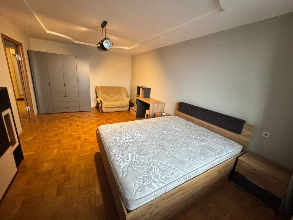 Продаж 1-к квартири вул. Глибока