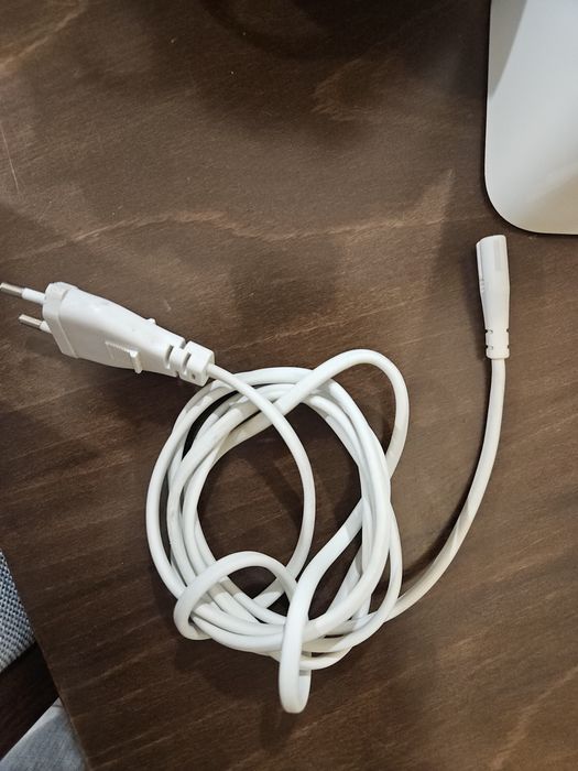 Apple AirPort Express A1512 – router Wi-Fi z kablem zasilającym