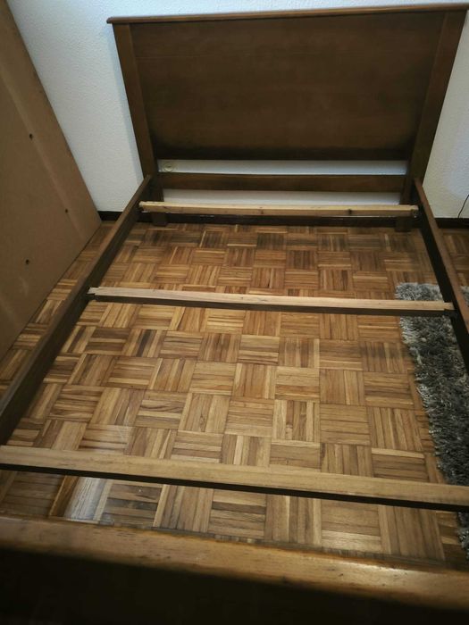 Cama de casal 140x190