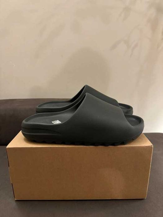 adidas Yeezy Slide Onyx Rozmiar 41