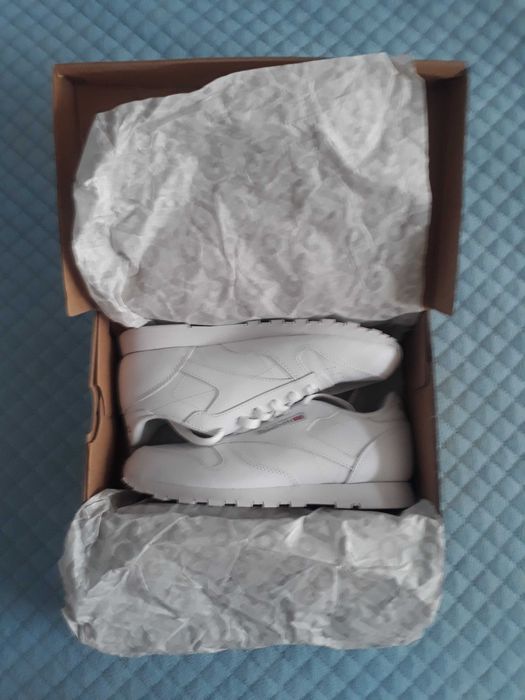 Nowe Buty Reebok Classic Leather White, r. 34,5