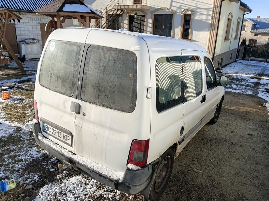 Пежо партнер пасажир 2,0 дізель
