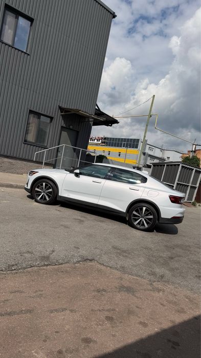 Продам сучасний та стильний електромобіль Volvo Polestar 2021 року