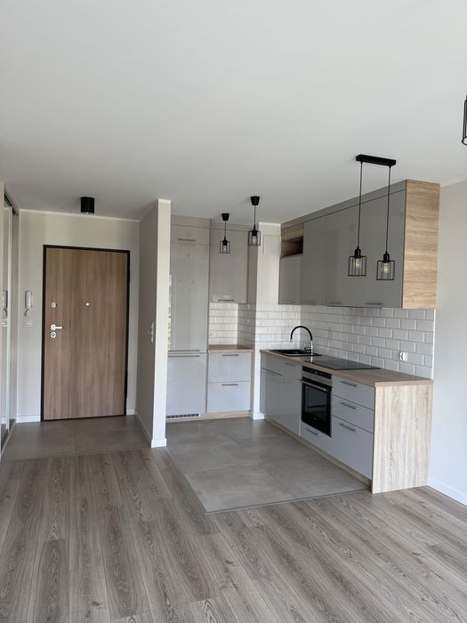 Gdynia Polanki / 3 pok. / Hala garażowa