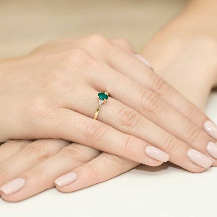 Pierścionek ze szmaragdem 0,40ct złoto 585