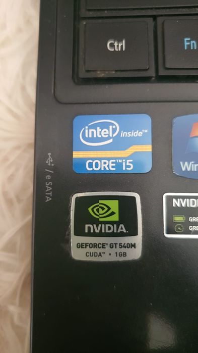 Acer laptop i5 with charger.8 gn ram/ 500 GB hhd