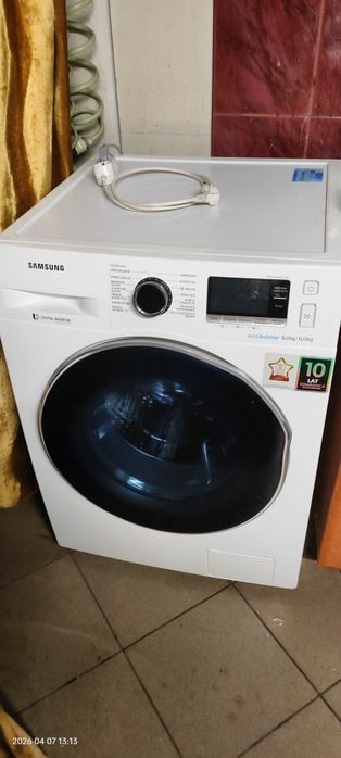 Sprzedam pralko suszarkę Samsung 8 kg.
