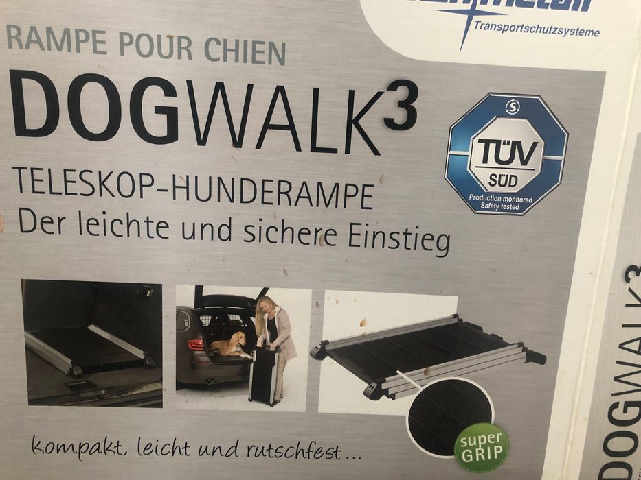 Rampa de acesso ao carro para cães velhos ou doentes - DogWalk3