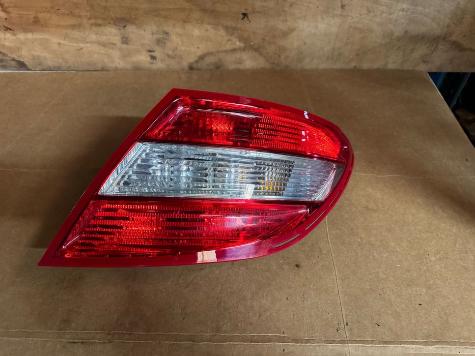Farolim Trás Direito Mercedes W204 C200 C220 SEDAN PEÇA ORIGINAL