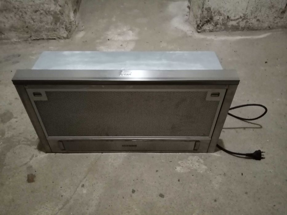 Kuchenny średni okap