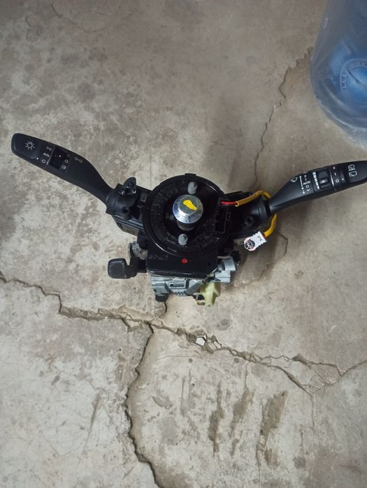 Продам Шлейф  Туксон переключатель поворотов , дворников , шлейф Hyund