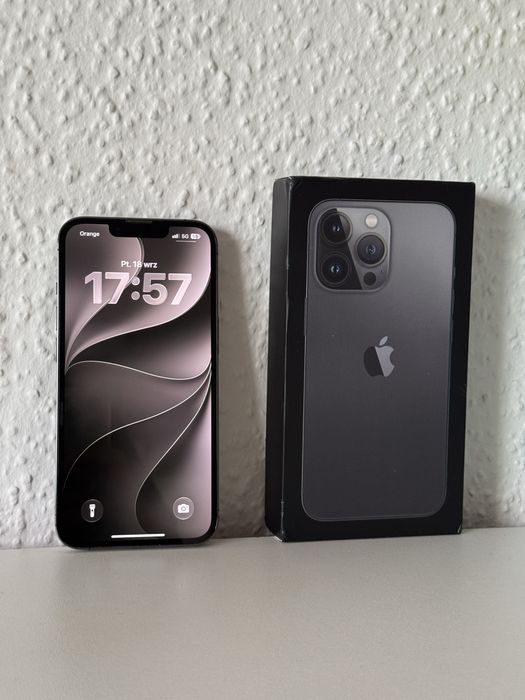 iPhone 13 Pro 256GB / Grafitowy (Graphite) + Oryginalne pudełko + 3 etui / Stan bardzo dobry