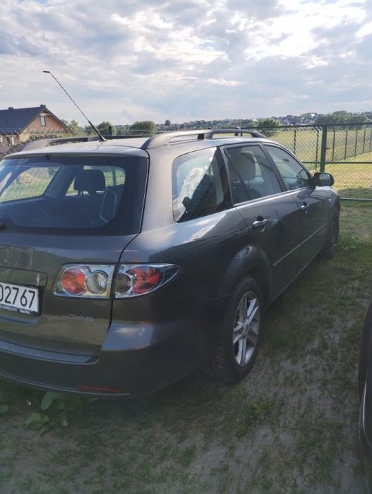 Sprzedam mazdę 6 całości