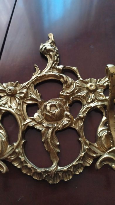 Вешалка бронзовая