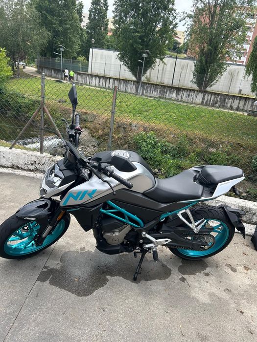 Moto CF300NK ano 2022