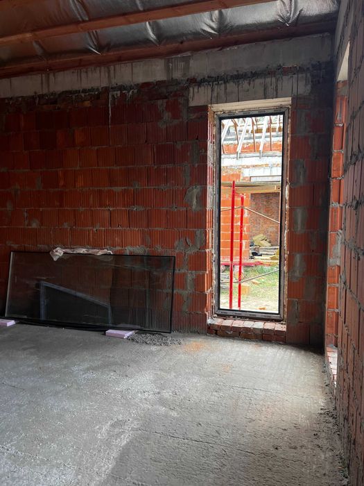 одноповерховий дуплекс в Лісовій Бучі, з газом, через дорогу ліс без %