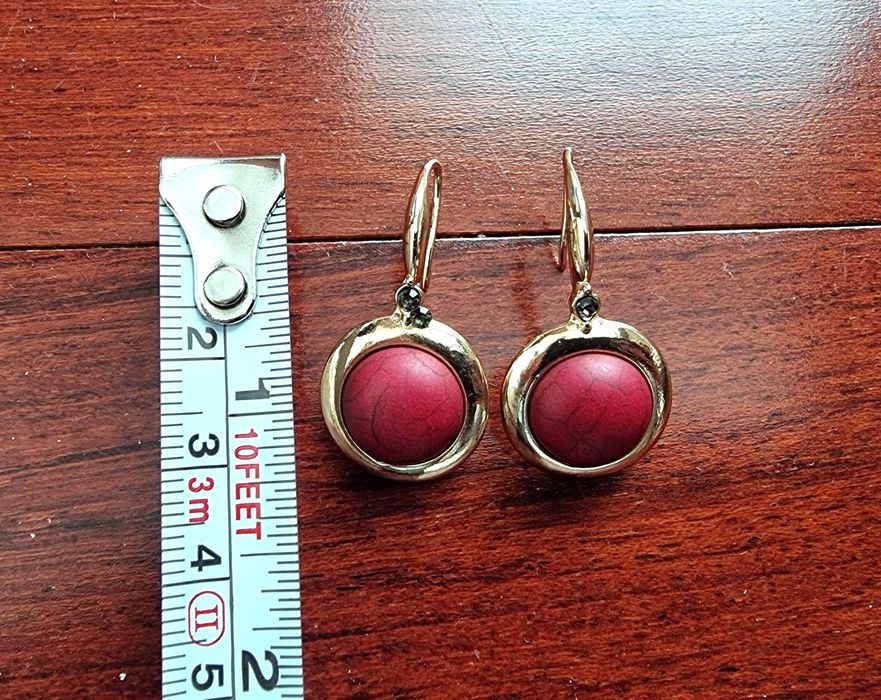 Brincos dourados com padrão bordeaux Parfois - nunca usados