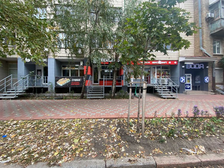 Бойчука 25а. Печерск, 62 м², оренда фасадного магазину. Активний Торговий ряд. Без комісії - Вид 2