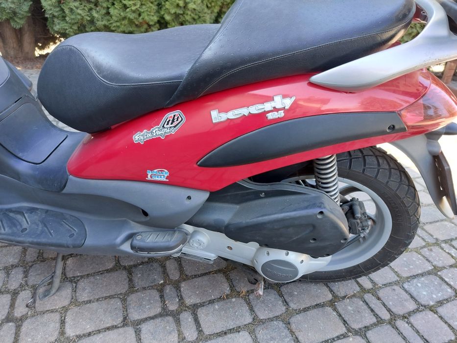 Sprzedam skuter piaggio 125cm