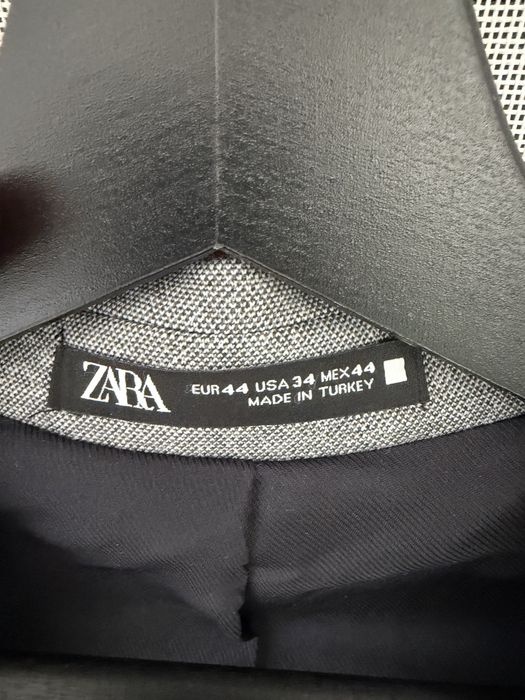 Чоловічий піджак ZARA