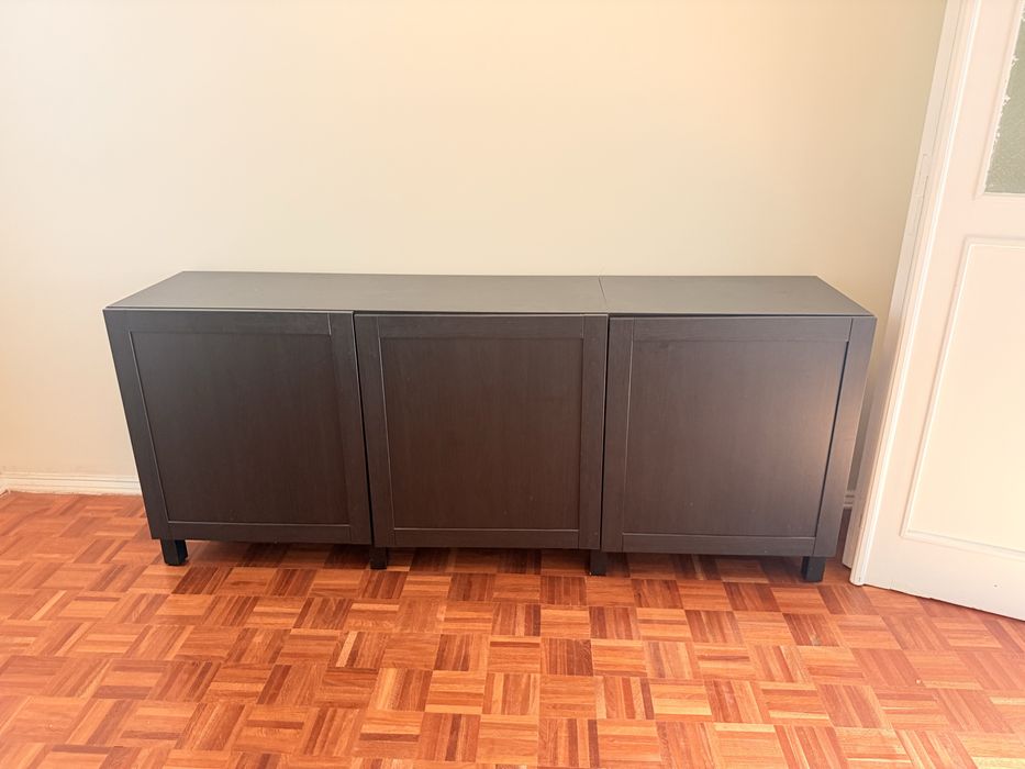 Aparador Besta IKEA