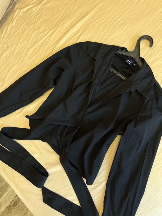 Чорна сорочка Gap на запах М