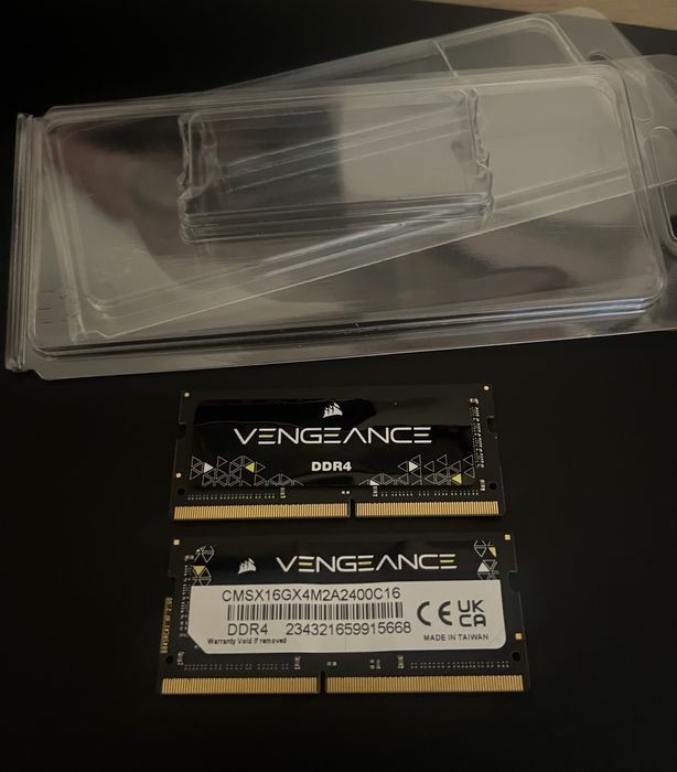 Memorias ram ddr4 Corsair 16gb