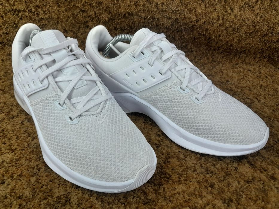 Кросівки оригінал Nike Air Max Bella 40 розмір.