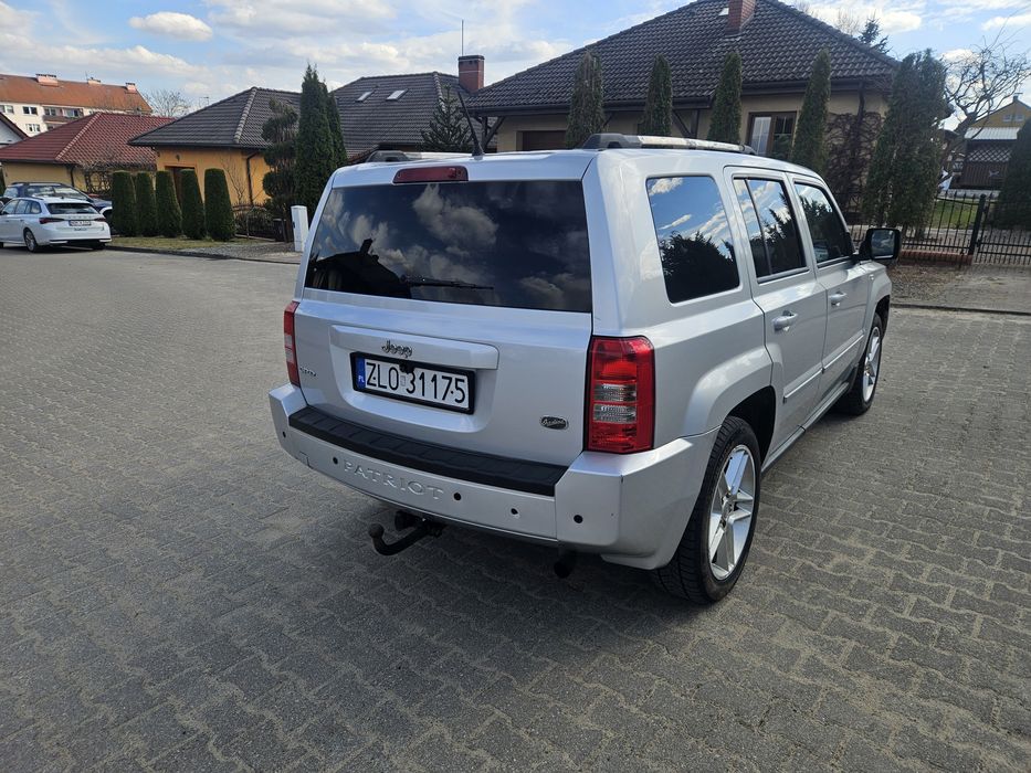 Jeep Patriot 4x4   2.2 crdi manual