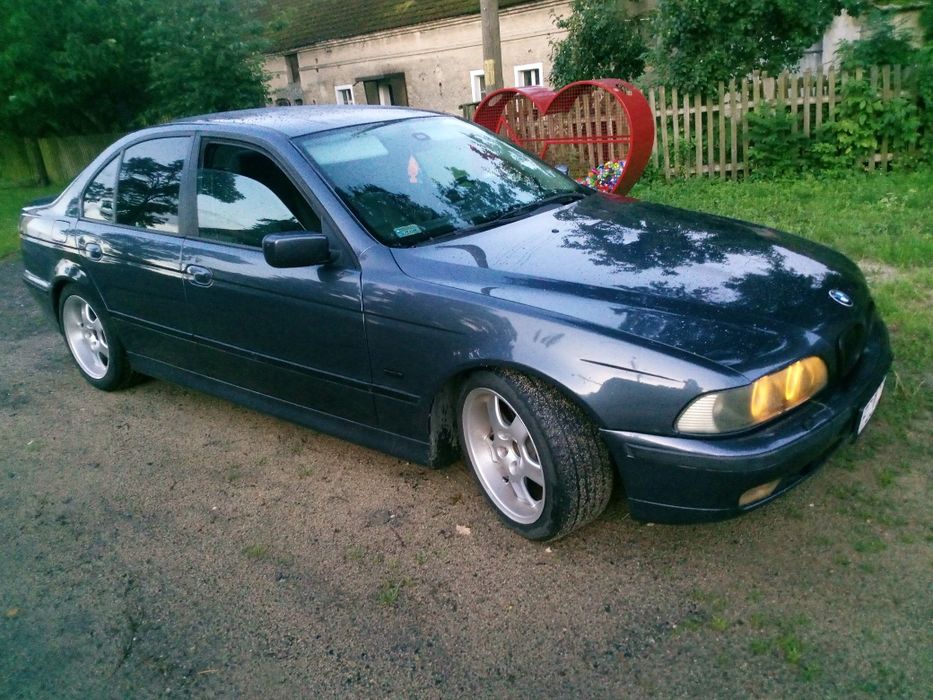 BMW E39 V8 Manual