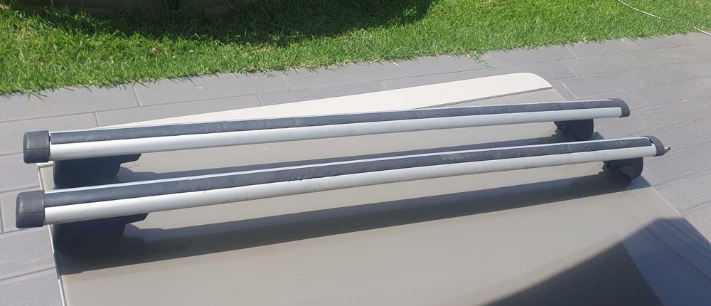 Barras de tejadilho Thule para Seat Altea XL