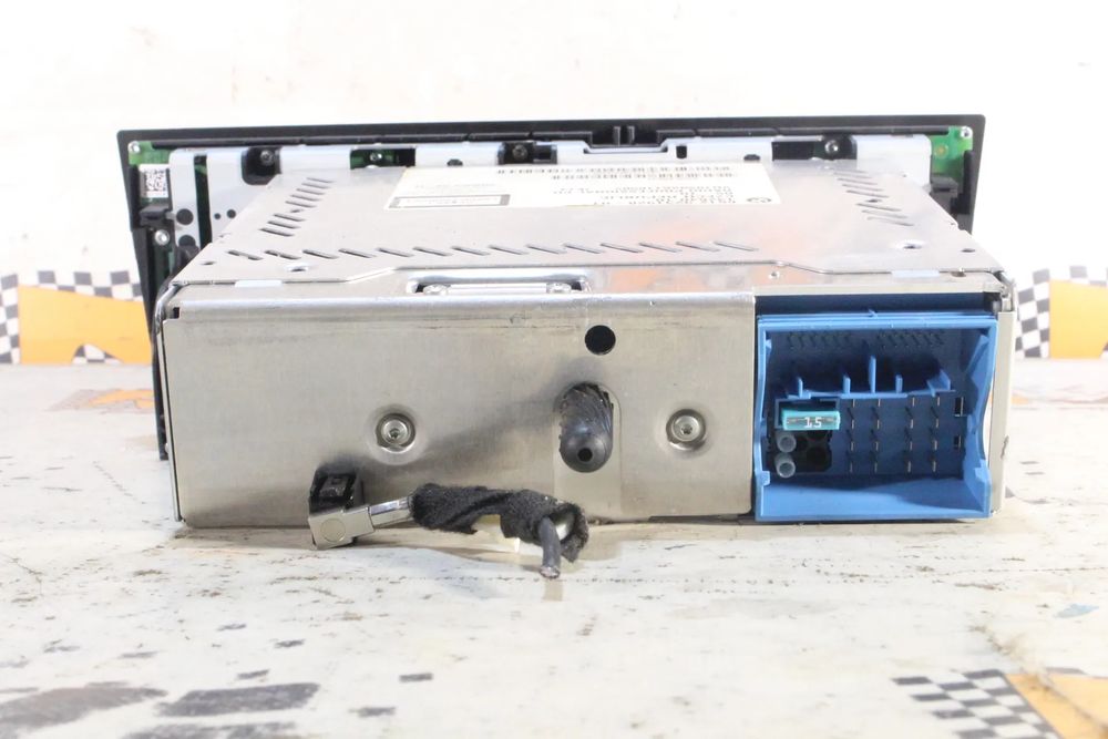 Rádio / auto-rádio BMW 3 (E90)