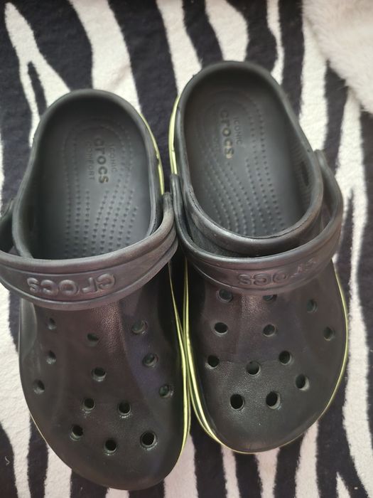 Crocs J1 Bucki używane