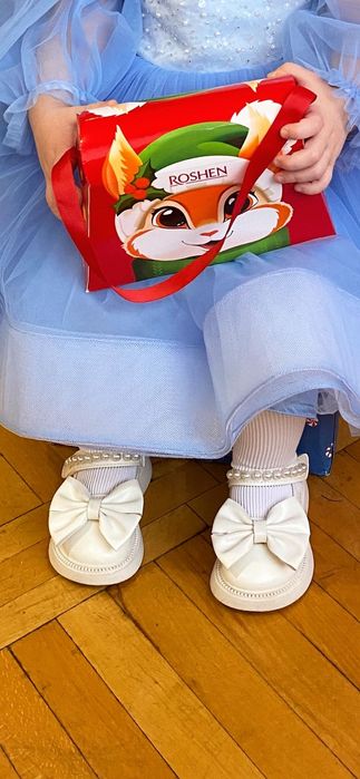 Туфлі на дівчинку