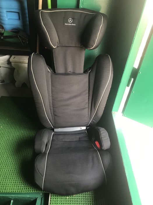 Дитяче автокрісло Mercedes
