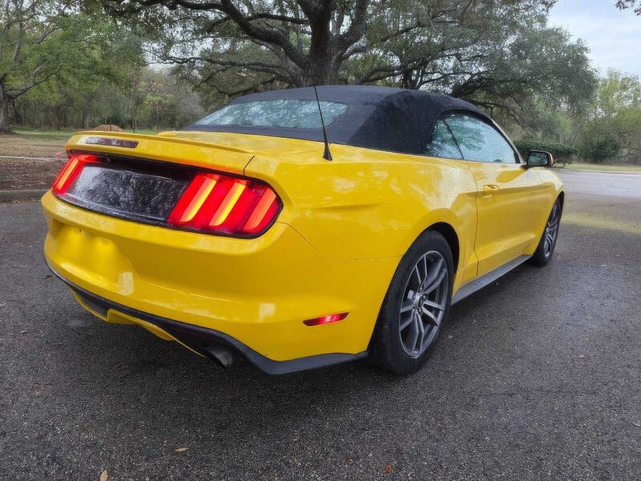 Ford Mustang EcoBoost Premium      2017