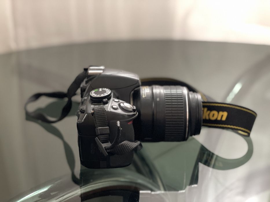 Nikon D3100 + bolsa de transporte