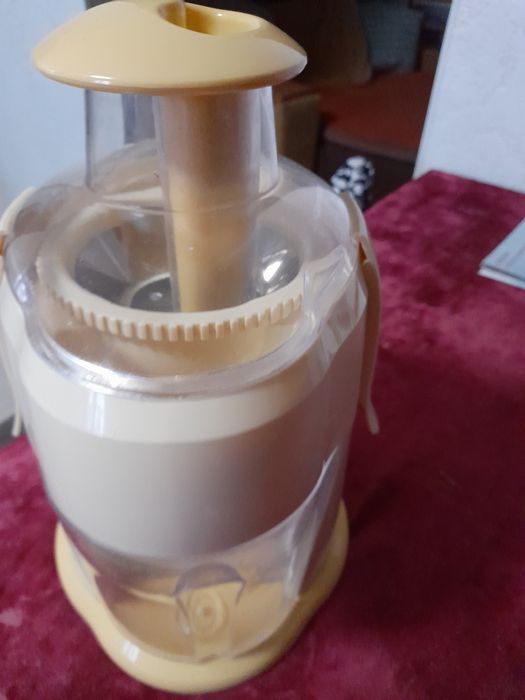 Соковыжималка. Б.у.