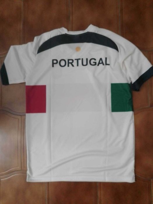 Camisolas de Homem e conjuntos (calção e camisola) criança Portugal