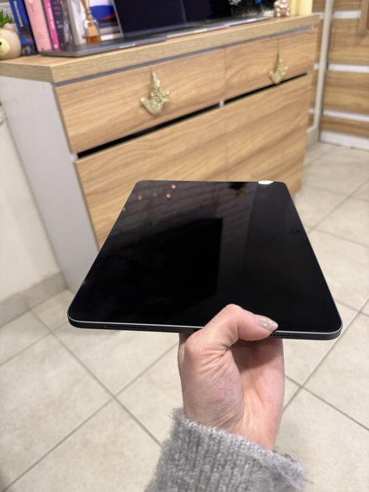 Вживаний планшет Apple iPad Pro 11” (2018) Space Grey 64 GB Wi-Fi