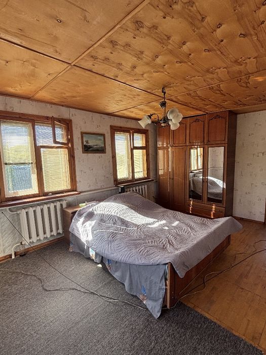 Продається двух поверховий будинок  с. Євмінка 50км від Києва